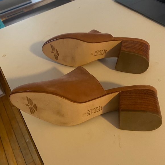 Fortress if Inca Chloe Mules - Picture 3 of 4